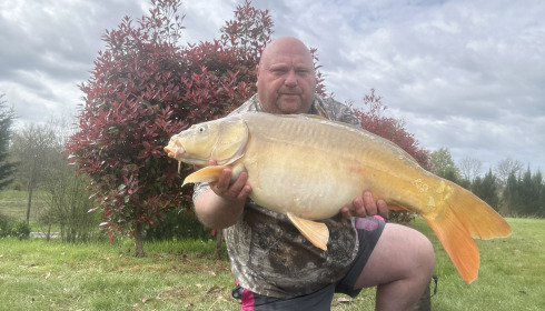 A 21 lb 8 oz carp from Maniere, Apr 2024