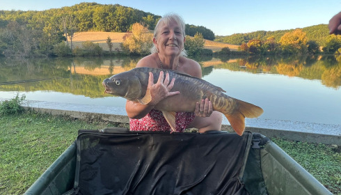 A 40 lb 14 oz fish from Mas Bas Main Lake, Mirror carp, Oct 2023
