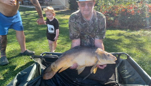 A 41 lb 1 oz fish from Mas Bas Main Lake, Mirror carp, Oct 2023