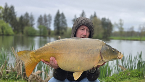 A 30 lb carp from Mystique, Lawrence Boys, Apr 2025