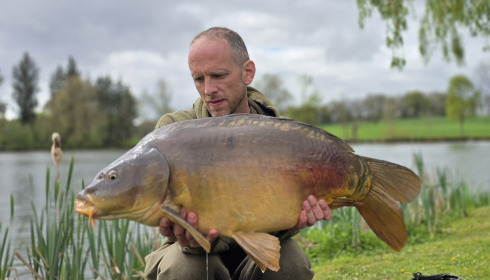 A 34 lb carp from Mystique, Marin Simunic, Apr 2025