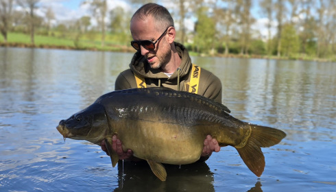 A 35 lb carp from Mystique, Marin Simunic, Apr 2025