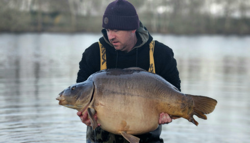 A 53 lb carp from Old Oaks, Gedd Cannon, Apr 2024