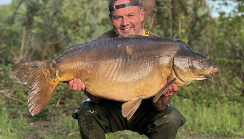 A 53 lb fish from Old Oaks, Yet another 50, Apr 2024