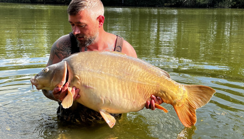 A 45 lb 6 oz fish from Old Oaks, PB Birthday mirror, Sep 2023