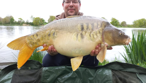 A 24 lb 9 oz carp from Ragon, Apr 2025