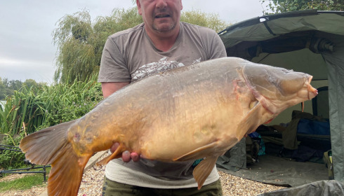 A 40 lb 4 oz grass carp from Seigneurie, Paul Fenwick, Aug 2024