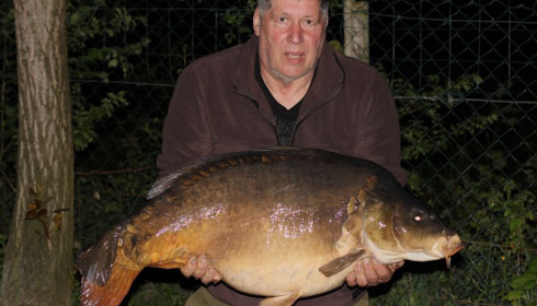 A 53 lb 3 oz carp from Sky Lake, Andrew Lewington, May 2024