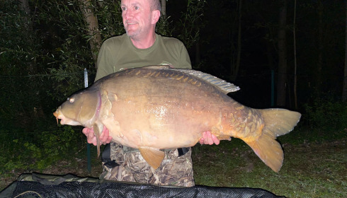 A carp from Sky Lake, Apr 2024