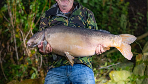 A 46 lb 8 oz fish from Sky Lake, Mirror caught on first night, Nov 2024