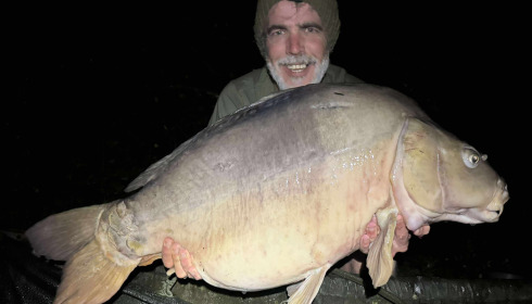 A 43 lb fish from Villefond, Fat Mirror for Matt, Sep 2025