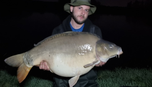 A 42 lb 8 oz carp from Beaurepaire, Ben Rowe, Apr 2023
