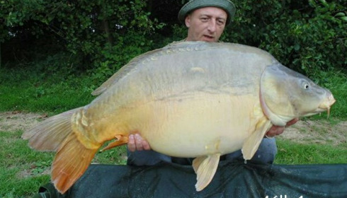 A 46 lb 1 oz carp from Beaurepaire, Dean Thomson, Sep 2013