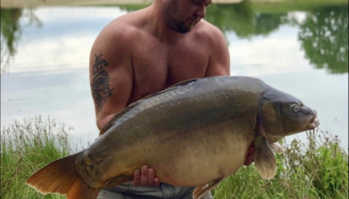 A 44 lb 6 oz carp from Beaurepaire, Thomas Sutton , Aug 2019