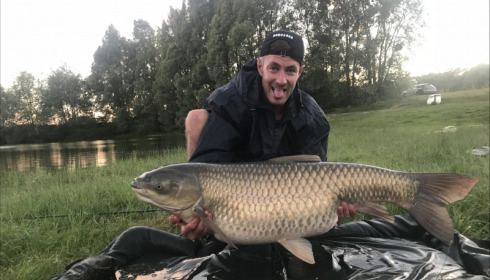 A 38 lb 2 oz grass carp from Beaurepaire, Nick Cronshaw, Jun 2018