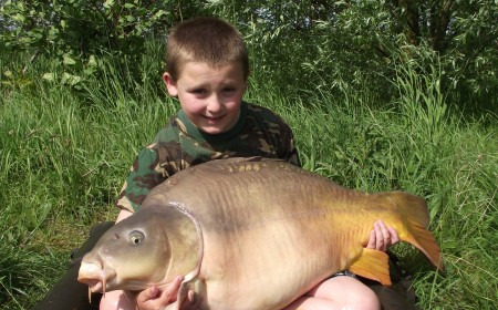 A 43 lb carp from Beaurepaire, Leon Hope, May 2012