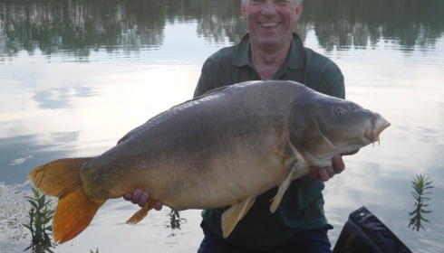 A 47 lb 1 oz carp from Beaurepaire, John Tipper, May 2016