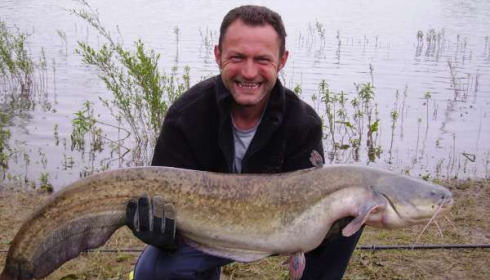 A 24 lb catfish from Beaurepaire, Mark Jury, May 2007