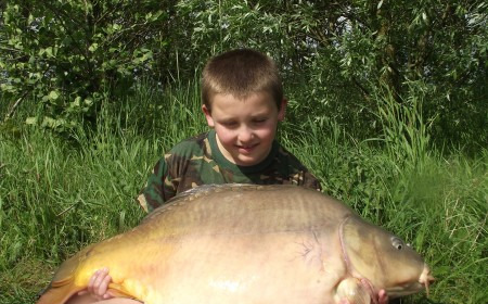 A 43 lb carp from Beaurepaire, Leon Hope, May 2012
