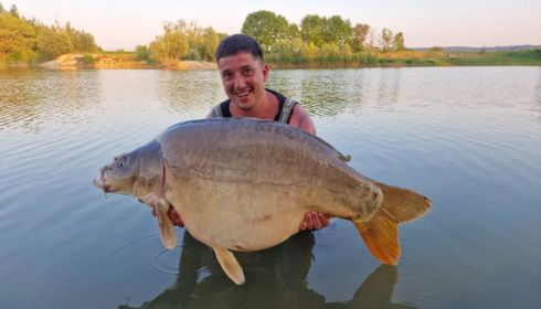 A 44 lb 12 oz carp from Beaurepaire, Bill Mcmullen, Jun 2023