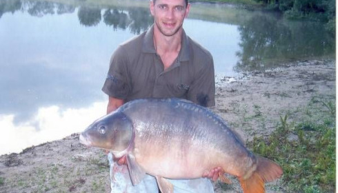 A 37 lb 7 oz carp from Beaurepaire, Rob, Jul 2010