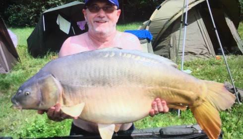 A 44 lb carp from Beaurepaire, Alan Chick, Aug 2017