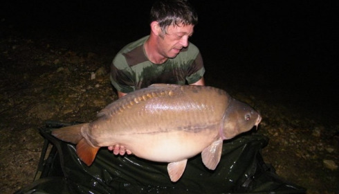 A 37 lb carp from Beaurepaire, Mark Mulchrone Group, Oct 2013