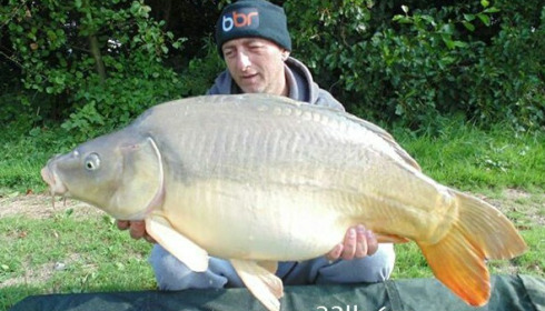 A 32 lb 6 oz carp from Beaurepaire, Dean Thomson, Sep 2013
