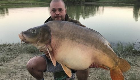 A 58 lb 1 oz carp from Beaurepaire, Louis Chatsworth, May 2017
