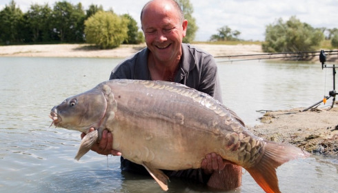 A 40 lb carp from Beaurepaire, David Keep, Jul 2015