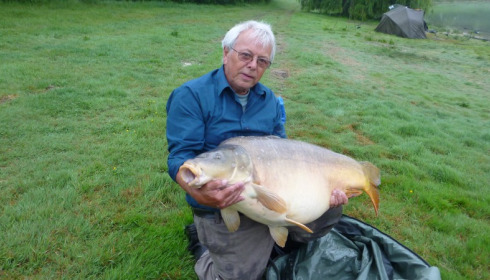 A 52 lb 8 oz carp from Beaurepaire, Cliff Jones, May 2014