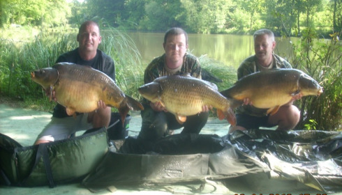 A 25 lb 1 oz grass carp from Beaurepaire, Paul Brown, May 2013