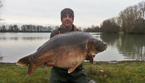 A 56 lb 11 oz carp from Blue Lake, Darren Blades, Mar 2022