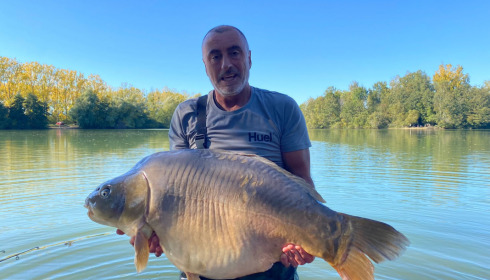 A 67 lb 2 oz fish from Blue Lake, Mirror, Oct 2021