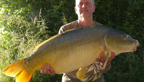 A 32 lb 14 oz carp from Blue Lake, Paul Lowe, Jun 2022