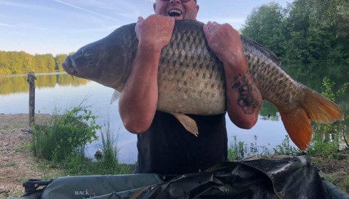 A 52 lb 2 oz carp from Blue Lake, john, Jun 2021