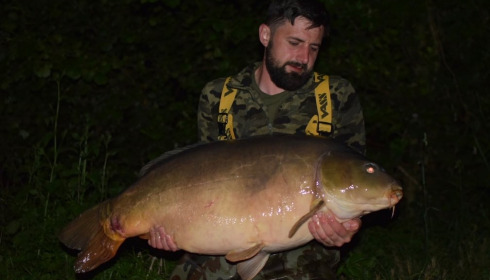 A 48 lb carp from Blue Lake, Nicholas Lowe, May 2022