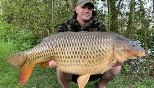 A 49 lb 8 oz fish from Blue Lake, Kev, Apr 2022
