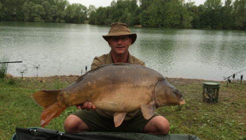 A 32 lb 2 oz carp from Blue Lake, rupert devere, Aug 2016