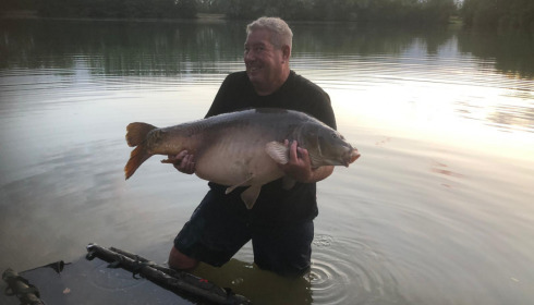 A 4 oz fish from Blue Lake, miror carp, Aug 2021