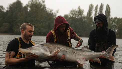 A fish from Blue Lake, Danny Speight 100lb, Sep 2021