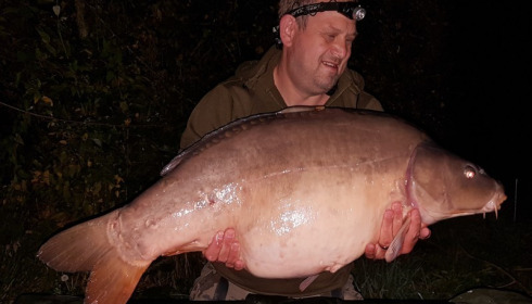 A 47 lb 4 oz carp from Blue Lake, Sep 2017
