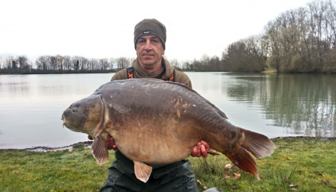 A 56 lb 11 oz carp from Blue Lake, Darren Blades, Mar 2022