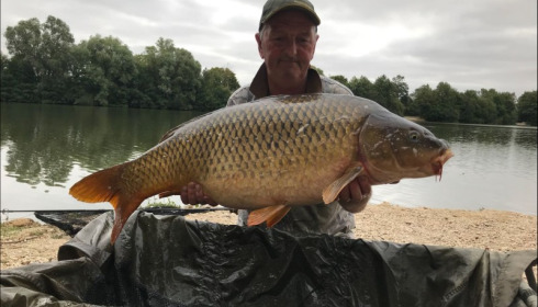A 35 lb carp from Blue Lake, John Peters, Aug 2018