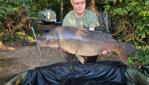 A 41 lb 6 oz fish from Blue Lake, Mirror carp, Aug 2022