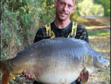 A 58 lb 3 oz carp from Blue Lake, Stefan Fuller - New Lake Record, Sep 2018