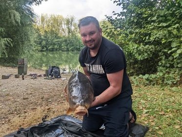 A 42 lb 8 oz carp from Blue Lake, Elliot, Aug 2022