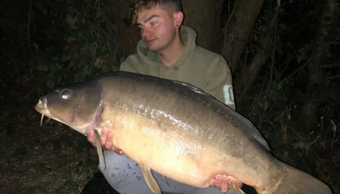 A 34 lb carp from Blue Lake, shergold, Sep 2019