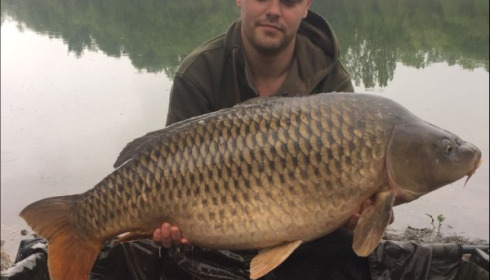 A 35 lb carp from Blue Lake, mark tee, Jun 2018