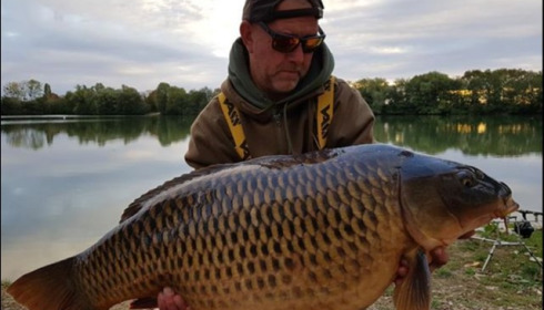 A 49 lb 7 oz carp from Blue Lake, Dale Weldon, Oct 2018